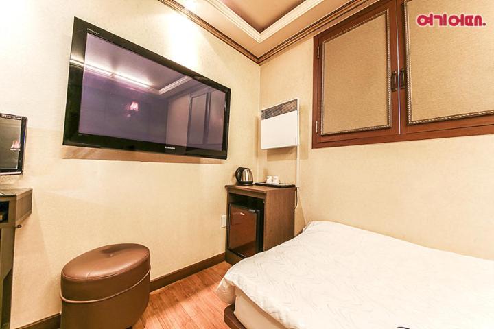 Coups Hotel Seoul Exteriör bild