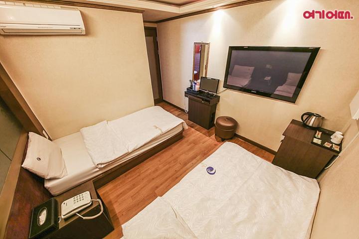 Coups Hotel Seoul Exteriör bild