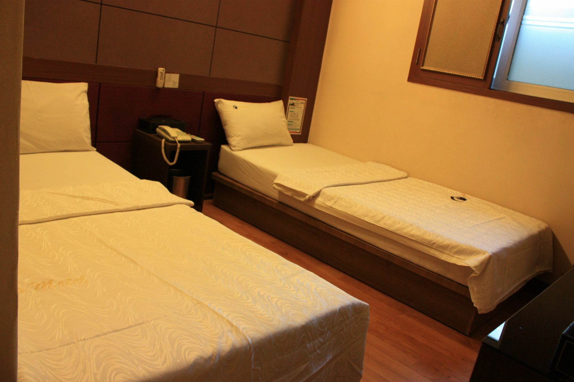 Coups Hotel Seoul Exteriör bild